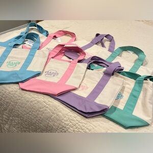 8 mini trader Joe totes (2 of each color)